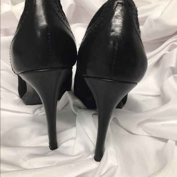 Lauren Ralph Lauren Black Suede and Leather Heels 7B - Picture 5 of 8